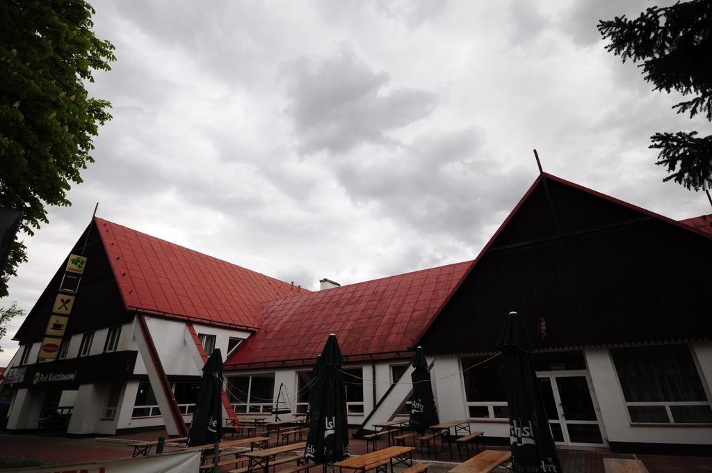 Zajazd Pod Kasztanami Ryn  Esterno foto